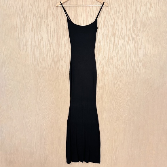 SKIMS Soft Lounge Long Slip Dress - Picture 6 of 14